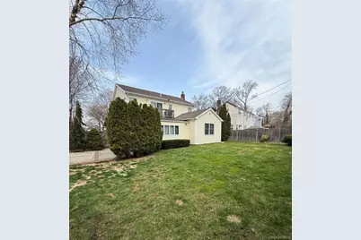 1009 Huckleberry Road, North Bellmore, NY 11710 - Photo 23