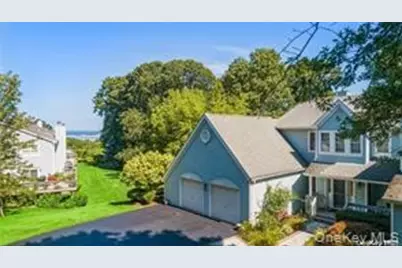 204 Mountain Ridge Drive #204, Mount Sinai, NY 11766 - Photo 1