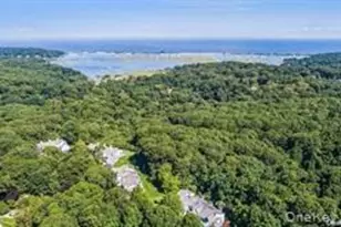 204 Mountain Ridge Dr, Mount Sinai, NY 11766 - Photo 19