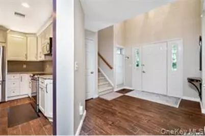 204 Mountain Ridge Drive #204, Mount Sinai, NY 11766 - Photo 3