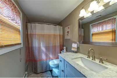 36 Leigh Street, Huntington, NY 11743 - Photo 19