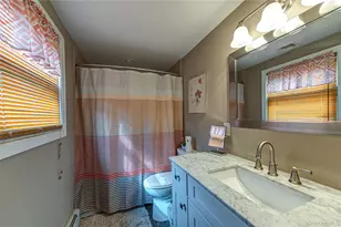 36 Leigh St, Huntington, NY 11743 - Photo 19