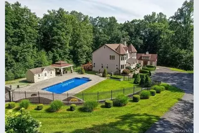 12 Hawk Mountain Drive, Sparrow Bush, NY 12780 - Photo 1