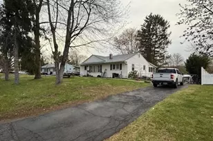 23 Westwood Dr, Newburgh, NY 12550 - Photo 5