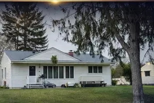 23 Westwood Dr, Newburgh, NY 12550 - Photo 3