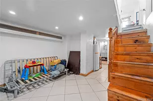 122 Buckingham Rd, Yonkers, NY 10701 - Photo 15