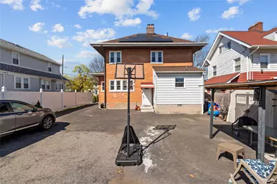 122 Buckingham Road, Yonkers, NY 10701 - Photo 7