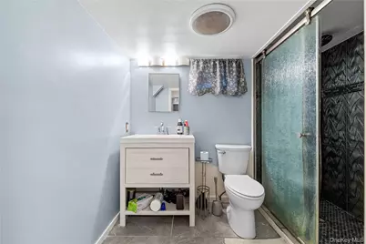 122 Buckingham Road, Yonkers, NY 10701 - Photo 13