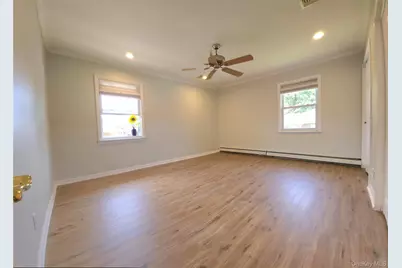 244 Martin Drive, Syosset, NY 11791 - Photo 11