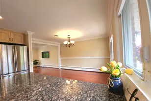 244 Martin Dr, Syosset, NY 11791 - Photo 15