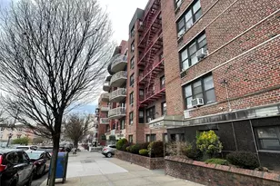 87-20 175th St, Jamaica, NY 11432 - Photo 11