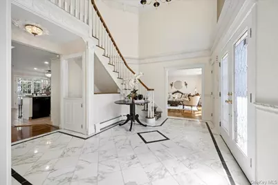 33 King Arthur Court, New City, NY 10956 - Photo 9