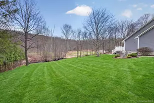 194 Vineyard Ave, Highland, NY 12528 - Photo 25