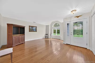 194 Vineyard Avenue, Highland, NY 12528 - Photo 7