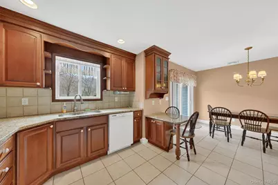 194 Vineyard Avenue, Highland, NY 12528 - Photo 9