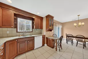 194 Vineyard Ave, Highland, NY 12528 - Photo 9