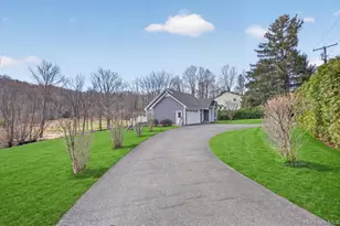 194 Vineyard Ave, Highland, NY 12528 - Photo 5