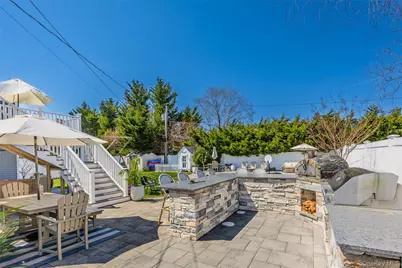 22 Marquette Drive, Smithtown, NY 11787 - Photo 5