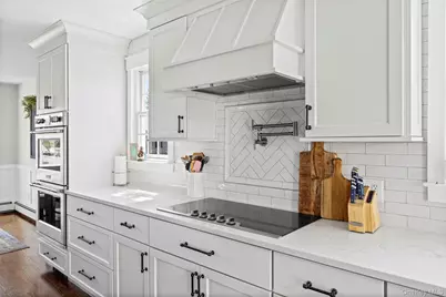 22 Marquette Drive, Smithtown, NY 11787 - Photo 13