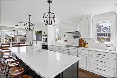 22 Marquette Drive, Smithtown, NY 11787 - Photo 11