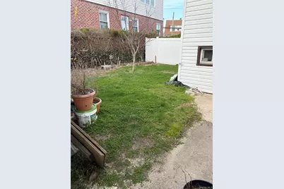 2518 Deerfield Road, Far Rockaway, NY 11691 - Photo 9