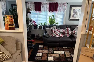 25-18 Deerfield Rd, Far Rockaway, NY 11691 - Photo 5