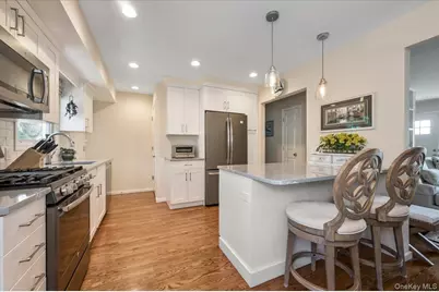 8 Bass Court, Huntington, NY 11743 - Photo 7