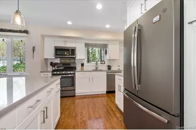 8 Bass Court, Huntington, NY 11743 - Photo 9