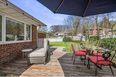8 Bass Court, Huntington, NY 11743 - Photo 15