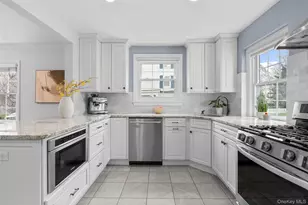 213 N Barry Ave, Mamaroneck, NY 10543 - Photo 9