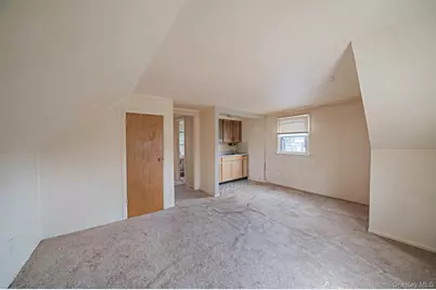 23 Lakewood Avenue, Ronkonkoma, NY 11779 - Photo 17