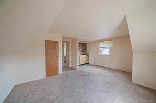 23 Lakewood Ave, Ronkonkoma, NY 11779 - Photo 17