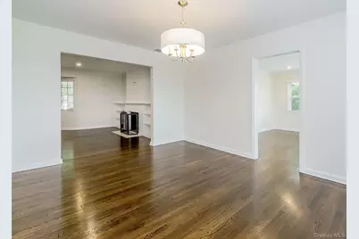 14 Saint Paul's Place, Garden City, NY 11530 - Photo 5