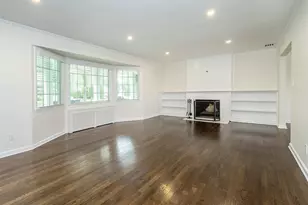 14 St Pauls Pl, Garden City, NY 11530 - Photo 3