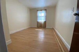 1086 Tulip Ave, Franklin Square, NY 11010 - Photo 3