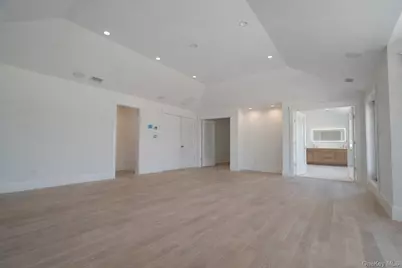 97 Aspatuck Road, Westhampton Beach, NY 11978 - Photo 17