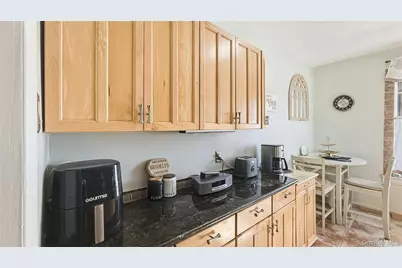 185 Marine Avenue #2C, Brooklyn, NY 11209 - Photo 17