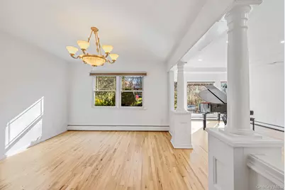 25 Farmington Lane, Melville, NY 11747 - Photo 21