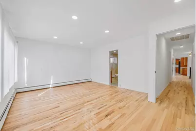 25 Farmington Lane, Melville, NY 11747 - Photo 29