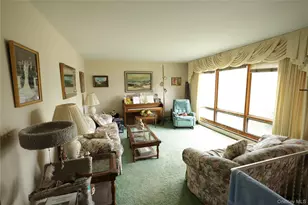 11 Ona Ln, New Windsor, NY 12553 - Photo 3