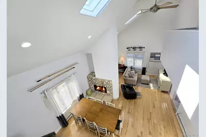 122 Curtis Drive, Sound Beach, NY 11789 - Photo 5