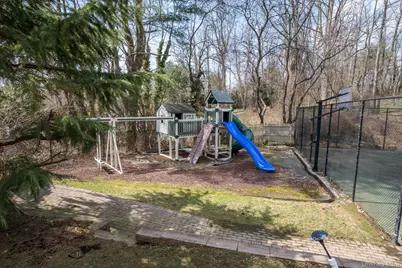 8 Astro Place, Dix Hills, NY 11746 - Photo 37