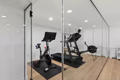 8 Astro Place, Dix Hills, NY 11746 - Photo 33