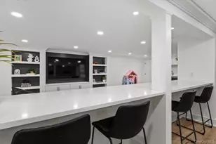 8 Astro Pl, Dix Hills, NY 11746 - Photo 31