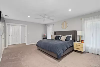 8 Astro Place, Dix Hills, NY 11746 - Photo 19