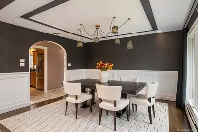 8 Astro Place, Dix Hills, NY 11746 - Photo 7