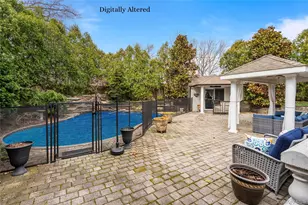 12 Kingswood Cir, Old Bethpage, NY 11804 - Photo 31