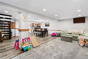 12 Kingswood Cir, Old Bethpage, NY 11804 - Photo 23