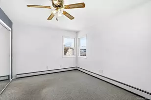 160 St Marks Ave, Freeport, NY 11520 - Photo 9