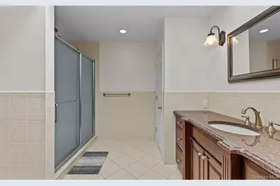 163 Boathouse Lane Lane #163, Bay Shore, NY 11706 - Photo 19